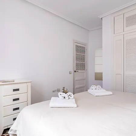 Apartamento Chary Appartement Gijón